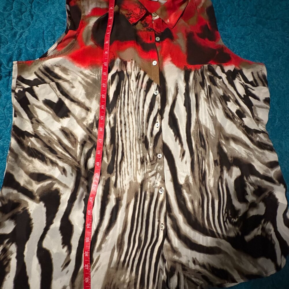 Susan Graver Sleeveless Animal Print Button Up Blouse Size L - Picture 4 of 6